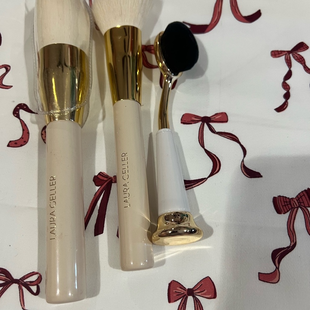 Laura Geller Brush Trio with Gold and Cream Handles